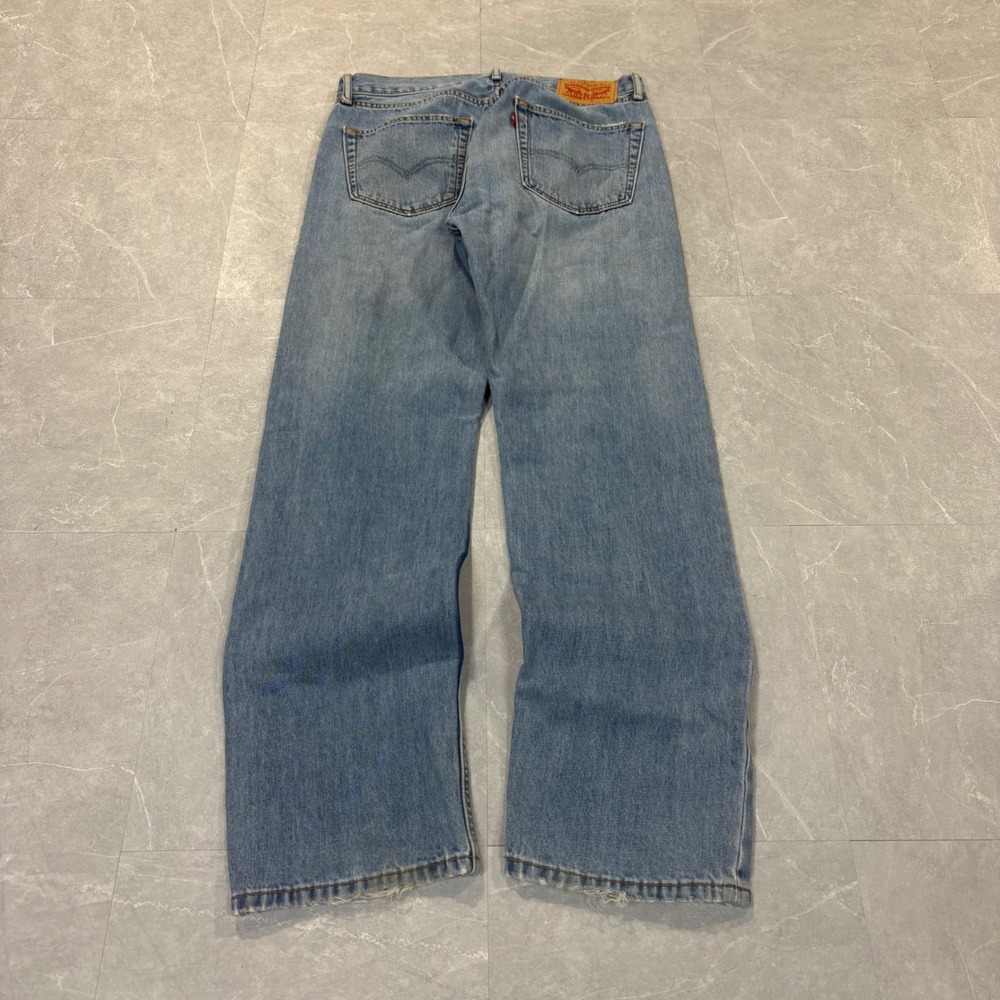 Levis 505 Regular Fit Straight Leg Light Wash Denim Jeans Mens 4736